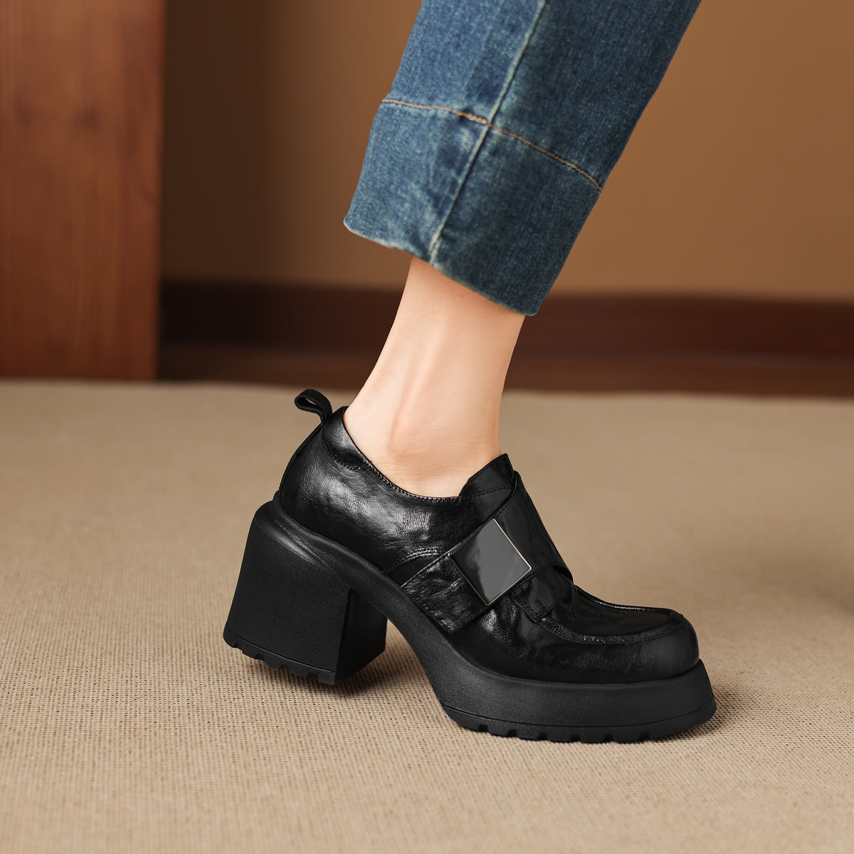 Pantofi mocasini damă din piele de oaie, toc gros, talpă din cauciuc expandat, stil minimalist