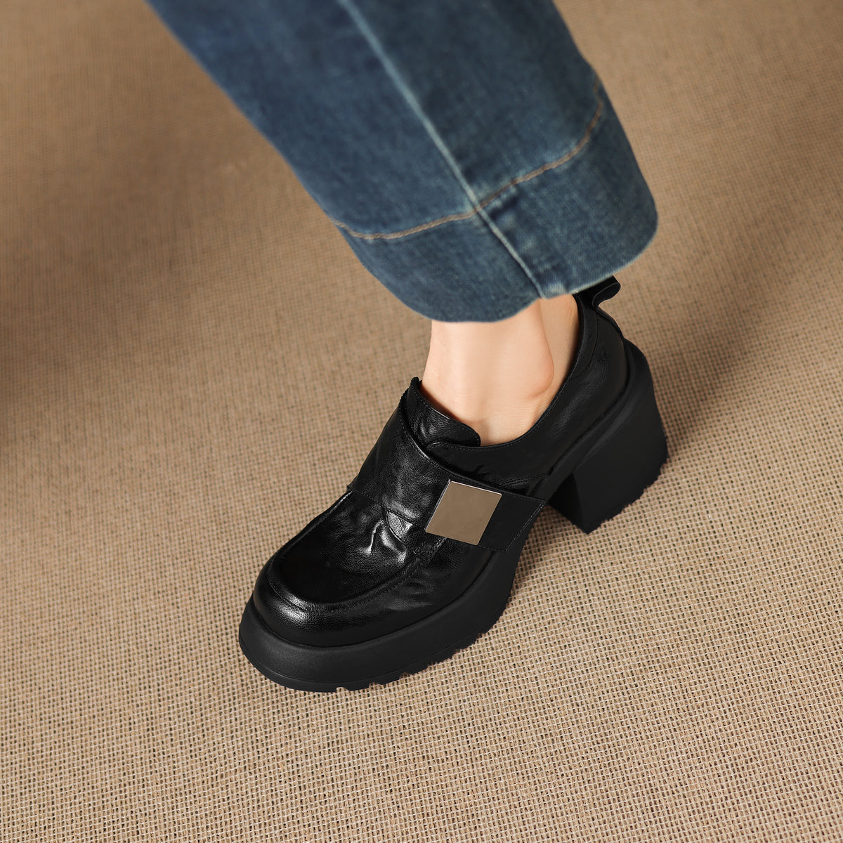 Pantofi mocasini damă din piele de oaie, toc gros, talpă din cauciuc expandat, stil minimalist