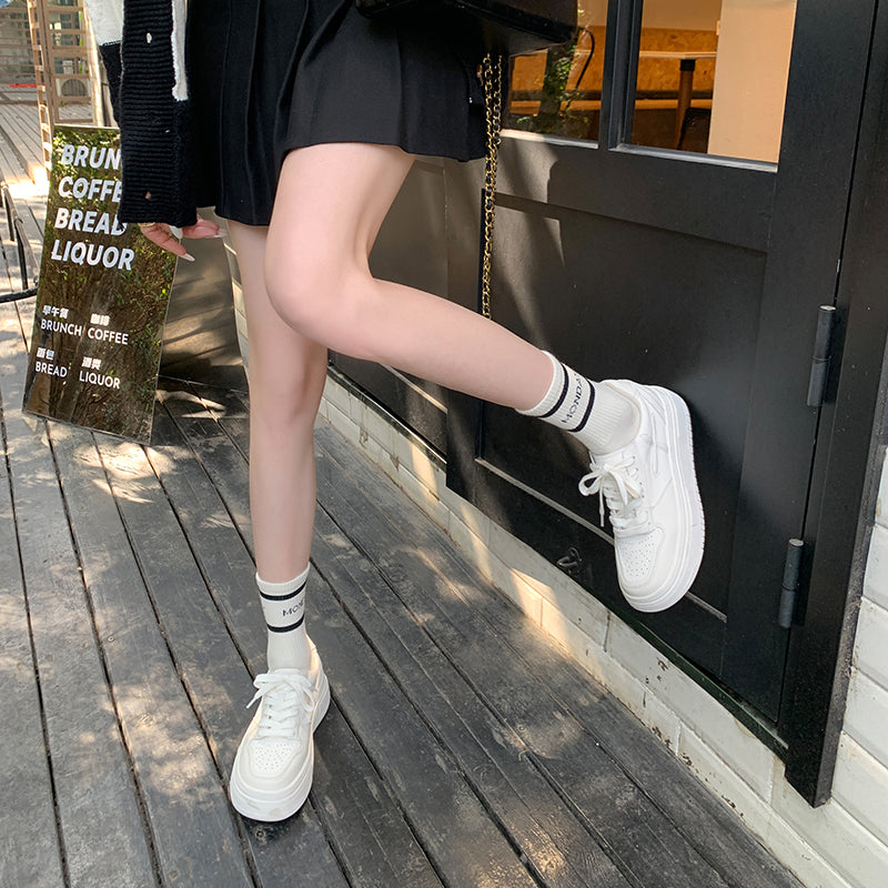 Pantofi platformă damă din piele, talpă groasă înălțătoare, model casual cu șireturi