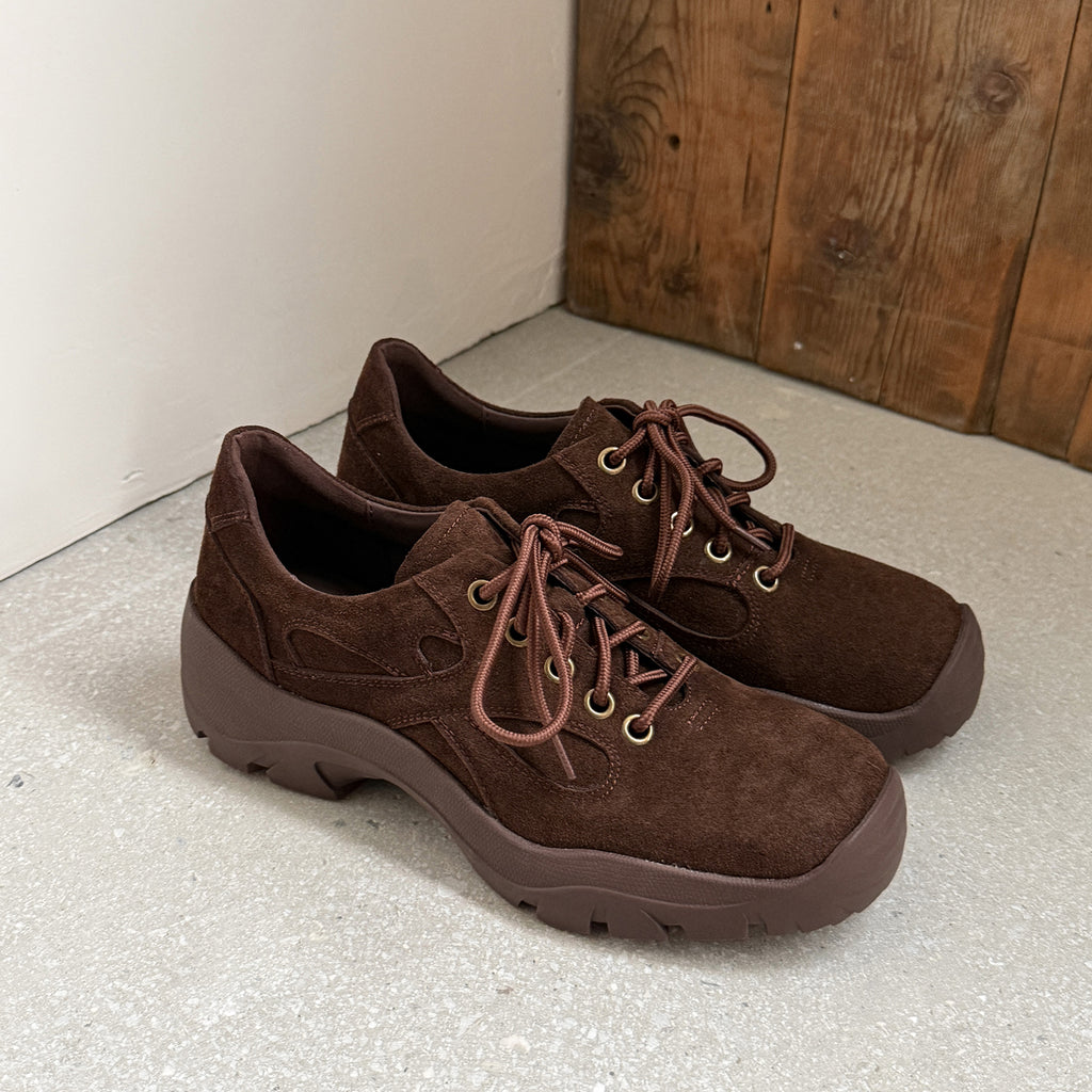 Pantofi casual damă piele întoarsă maro‑kaki, talpă groasă antiderapantă, model outdoor urban